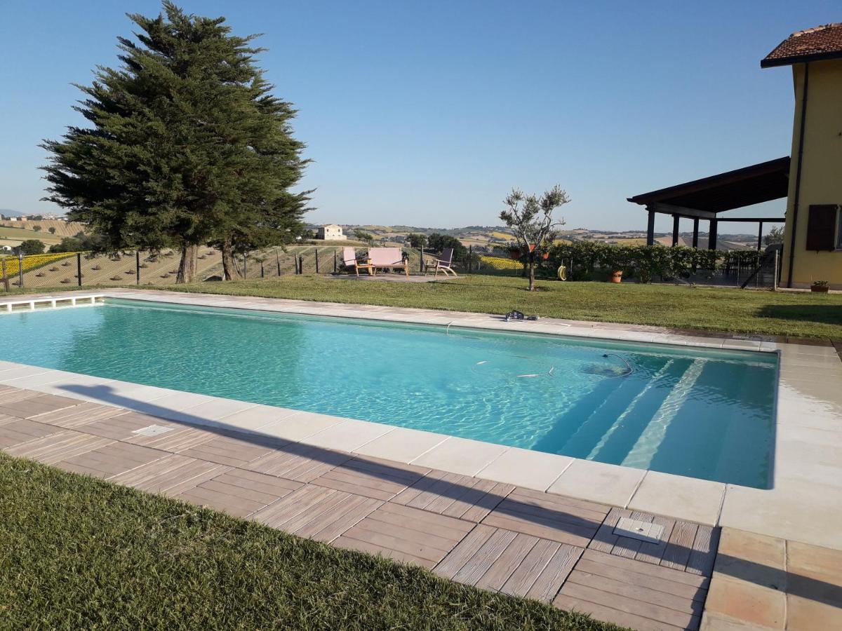 B&B Villa Olesia Ostra Exteriör bild